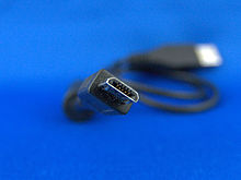 220px-MicroB_USB_Plug